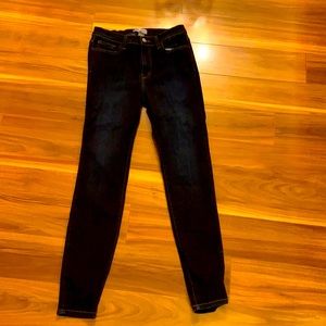 Judy Blue Size 7/28 skinny jeans
